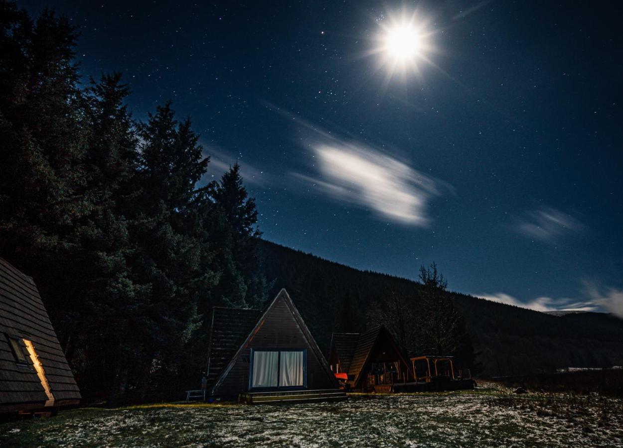 The Triangle Lodge อินเวอร์การ์รี ภายนอก รูปภาพ