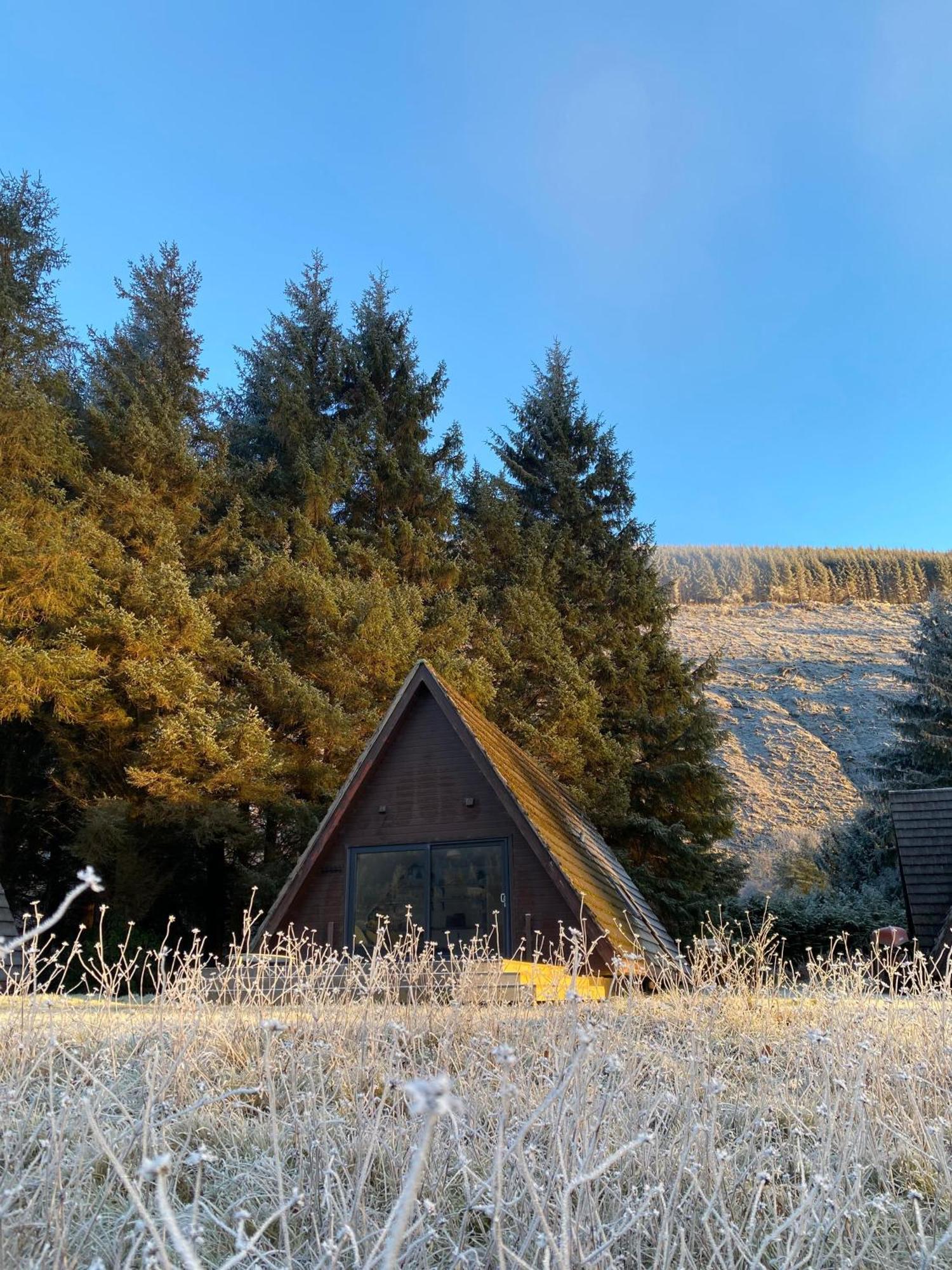 The Triangle Lodge อินเวอร์การ์รี ภายนอก รูปภาพ